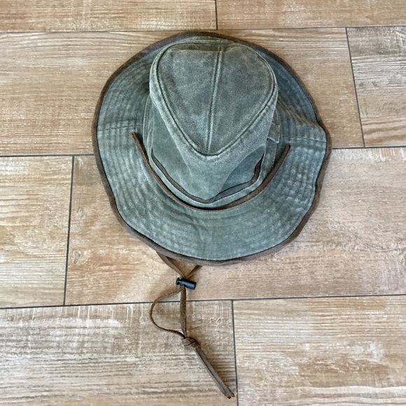 Dorfman Pacific Co Other - DPC Mens Rugged Trail Distressed Outback Hat